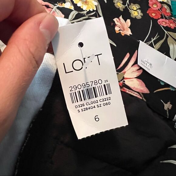 NWT! Loft floral patterned riviera pants - Picture 7 of 14